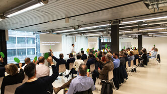 Swisscard x dezentrum sth A4 1